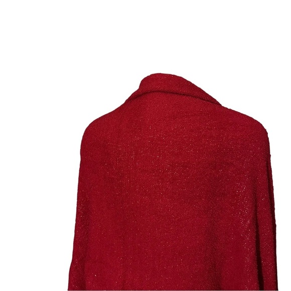Aegean Apparel 2 Piece Cozy Set Red Silver Plush Blanket Wrap & Socks 25x80” NWT - Picture 8 of 16